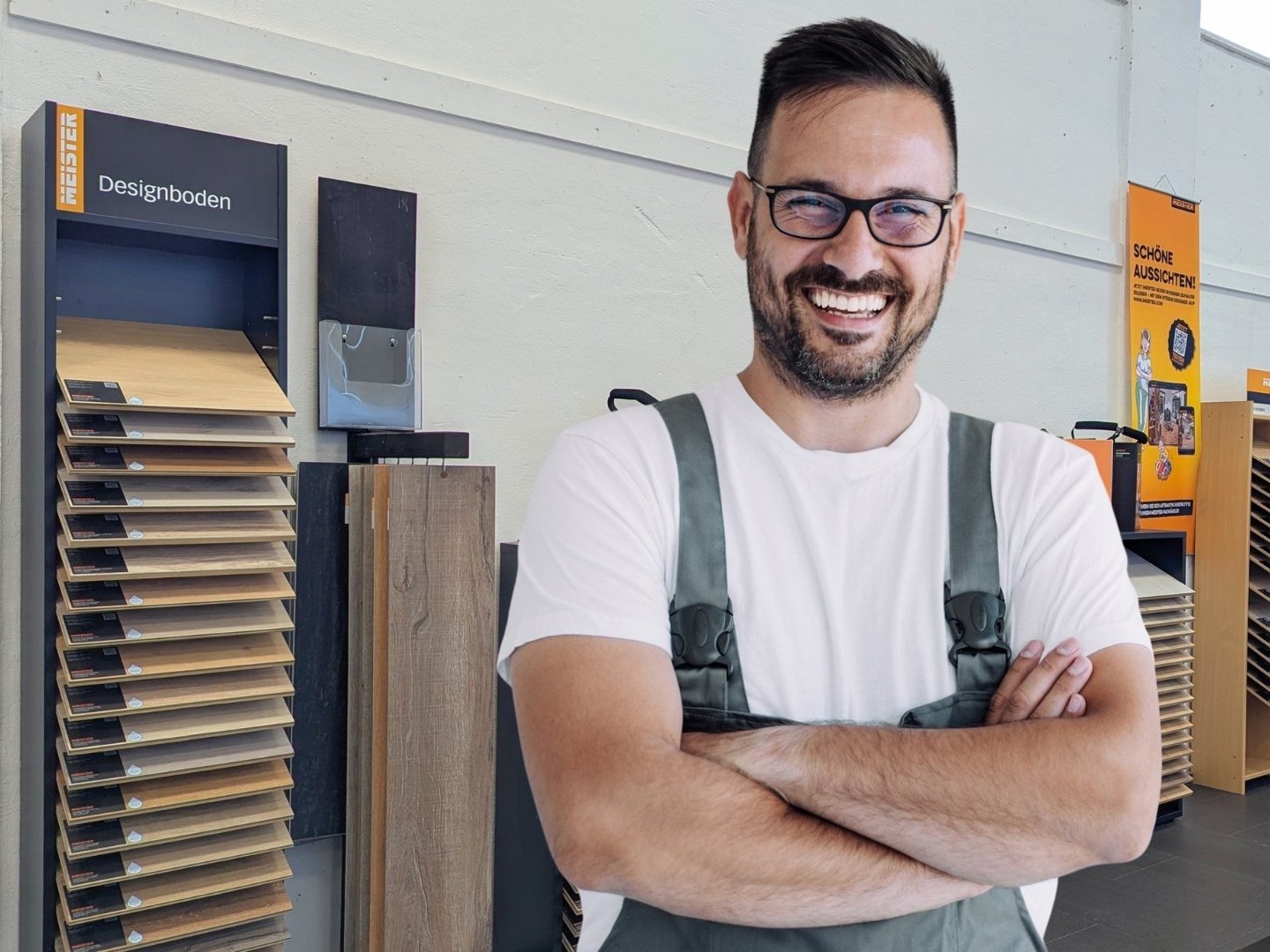 Unser Expertentipp für Parkettboden: Wählen Sie hochwertiges Echtholz und achten Sie auf die richtige Versiegelung, um eine lange Lebensdauer und edle Optik zu sichern. Eine fachgerechte Verlegung und regelmäßige Pflege sorgen dafür, dass Ihr Parkettboden dauerhaft schön und widerstandsfähig bleibt.